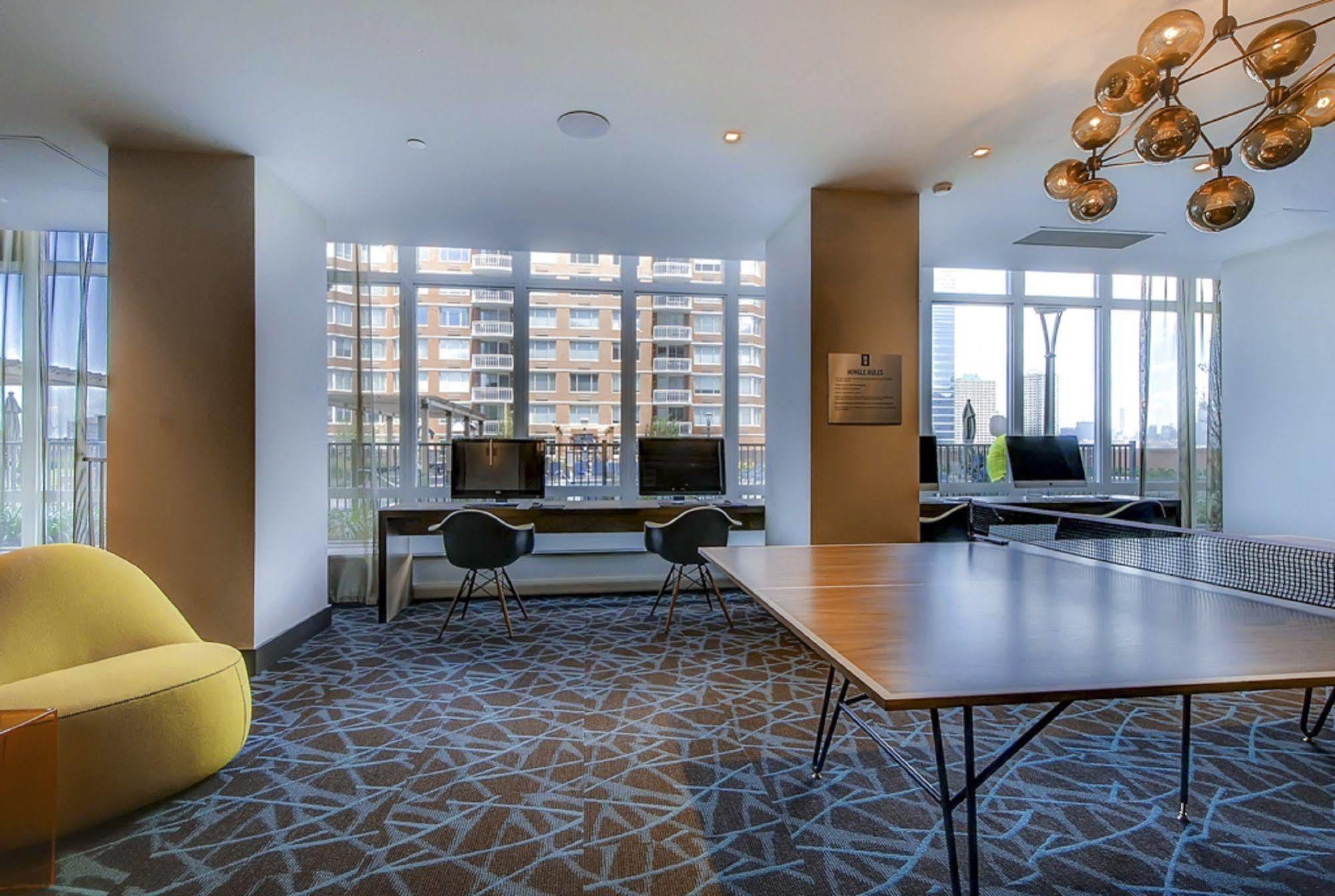 Global Luxury Suites At Newport Jersey City Kültér fotó