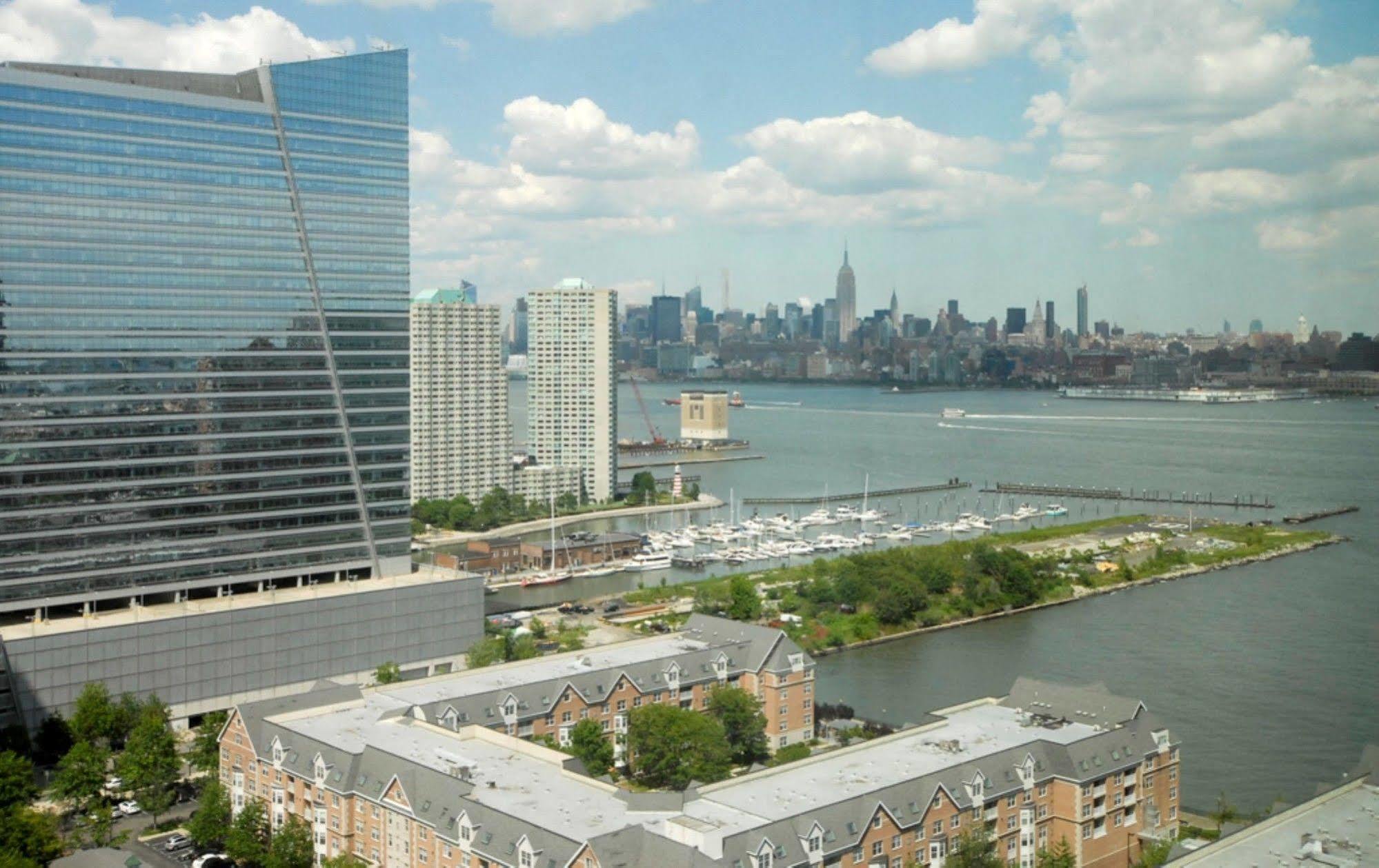 Global Luxury Suites At Newport Jersey City Kültér fotó